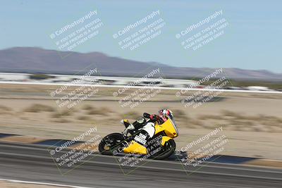 media/Jan-15-2026-Racers Edge (Thu) [[dfebeb70ab]]/2-A Group/Session 2 Turn 11 Side/